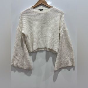 Boohoo Sz 2 cropped oversized extra wide flare sleeve lightweight sweater XS S